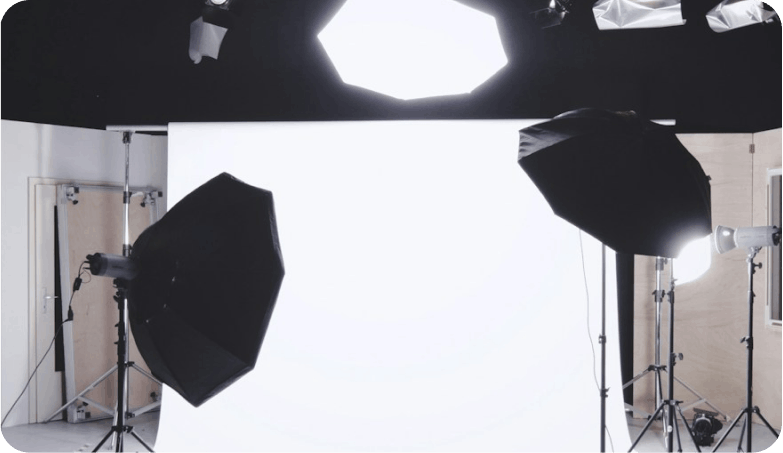 Why Choose Lens and Light Media Creative Agency