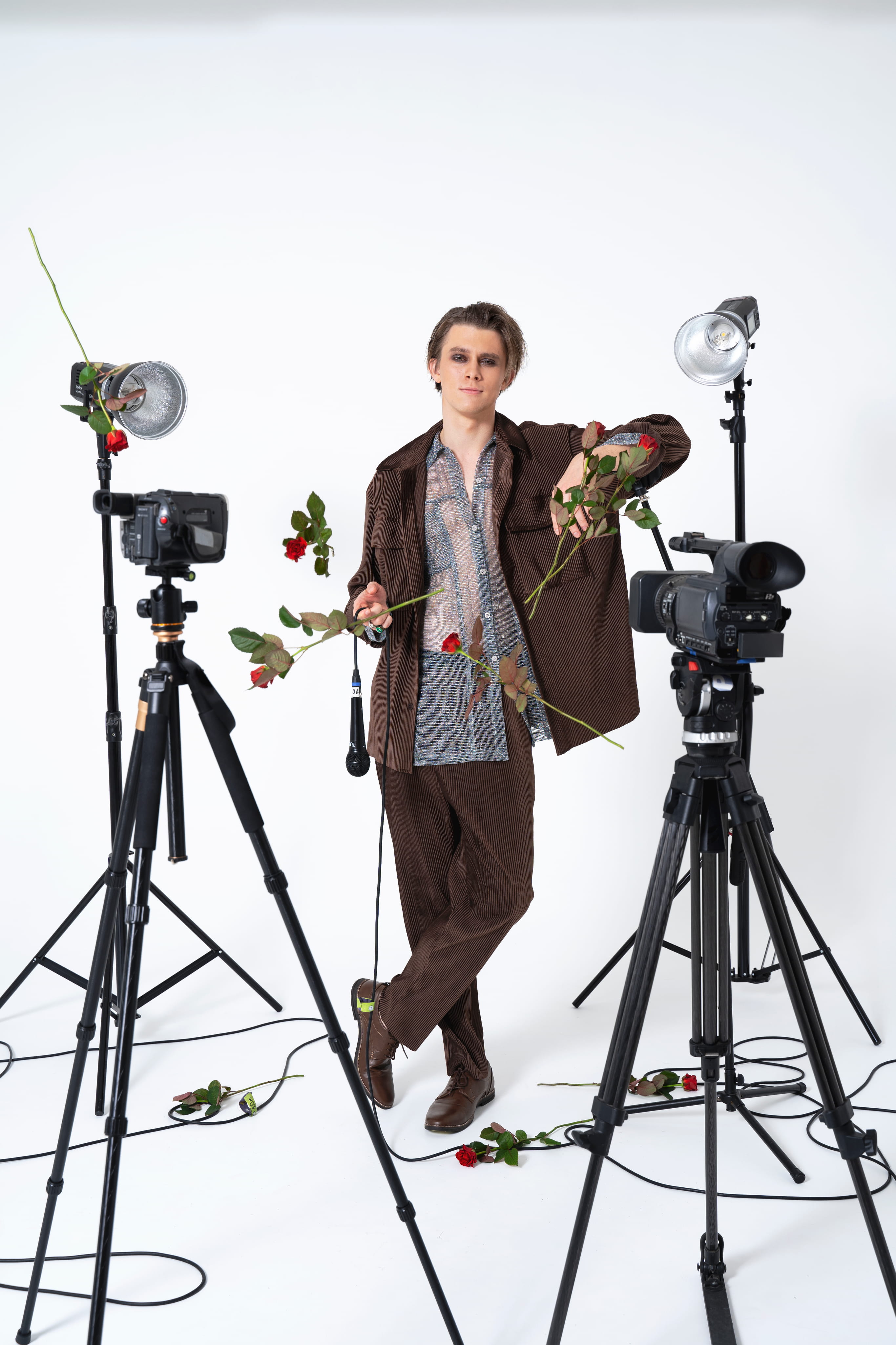 Commercial Ads Production by Lens and Light Media